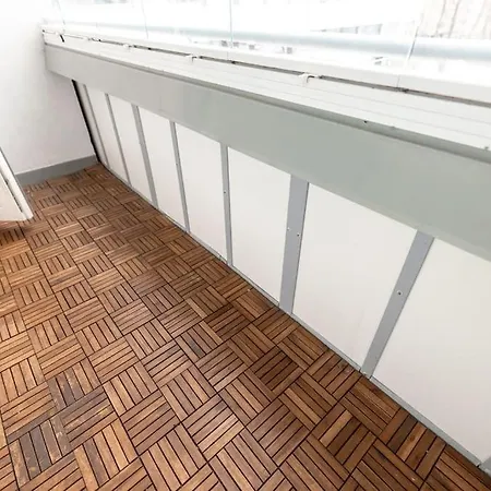 Apartment 2ndhomes Cozy 1br W/ Balcony Next To Tram Stop *